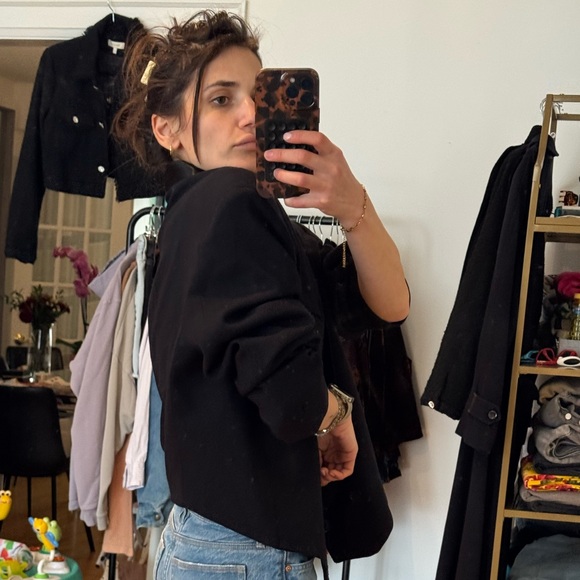 Vintage oversized 1980s cropped tuxedo blazer - Picture 2 of 10